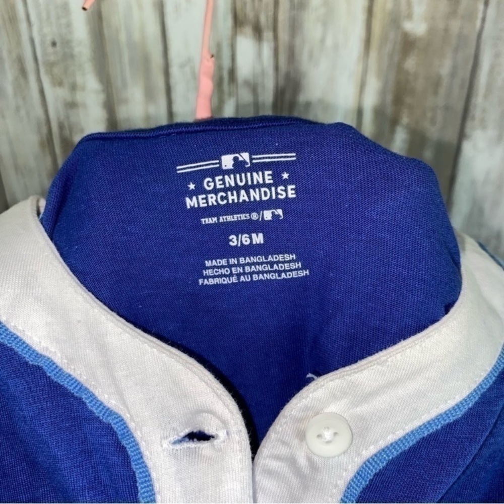 NWT MLB Kansas City Royals Onsie - Picture 5 of 5